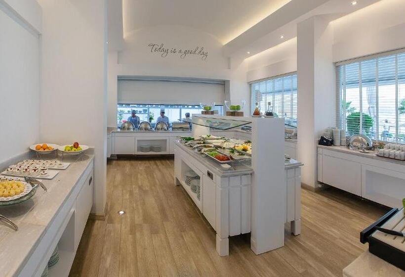 The Beachfront Hotel Adult Only 16 Plus