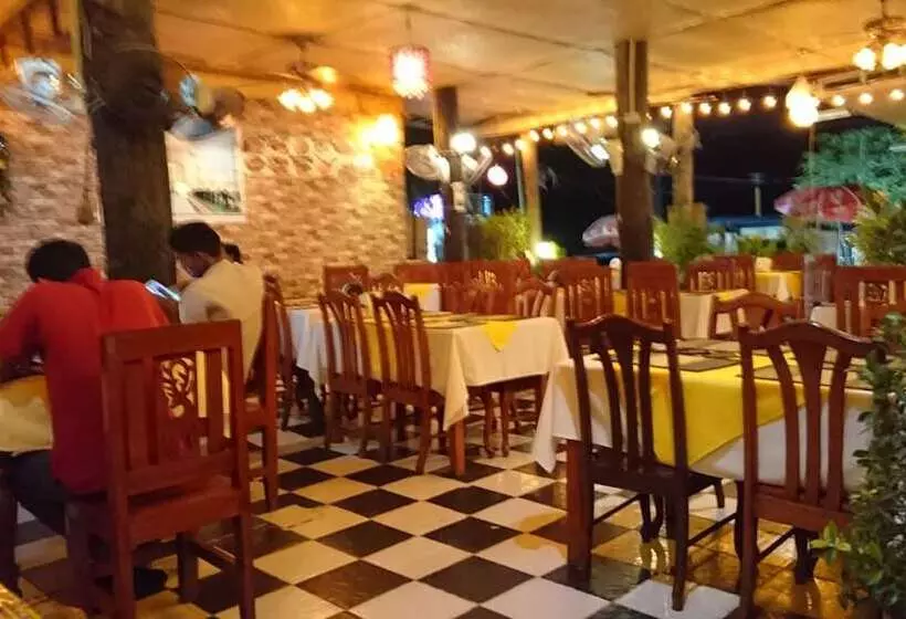 호텔 The Krabi Forest Homestay