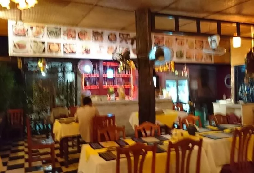 호텔 The Krabi Forest Homestay