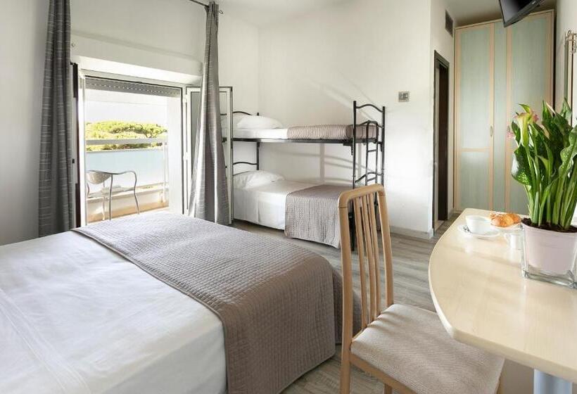 בית מלון כפרי Zanarini In Centro A Riccione