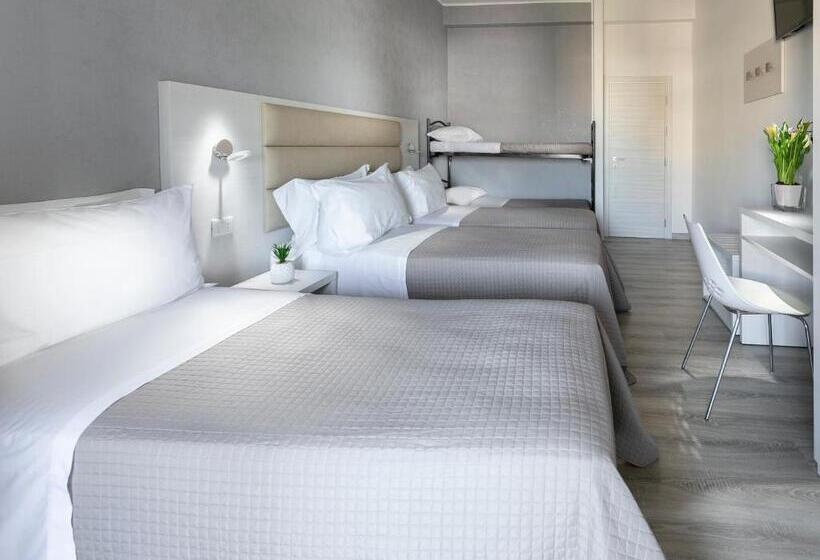 בית מלון כפרי Zanarini In Centro A Riccione