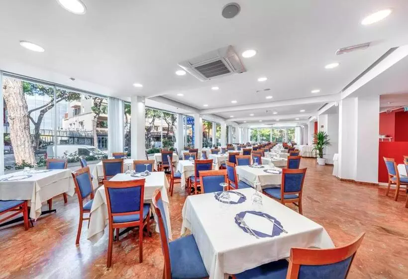 فندق Zanarini In Centro A Riccione
