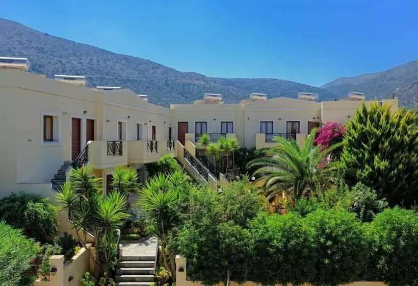 Maria Lambis Apartments