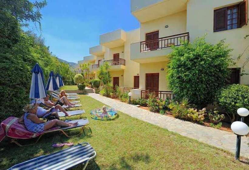 Maria Lambis Apartments