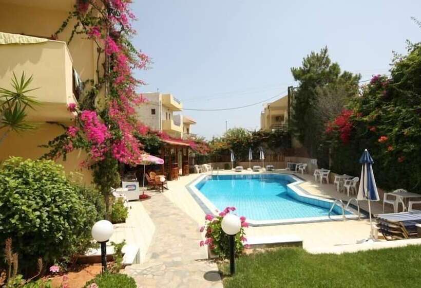 Maria Lambis Apartments