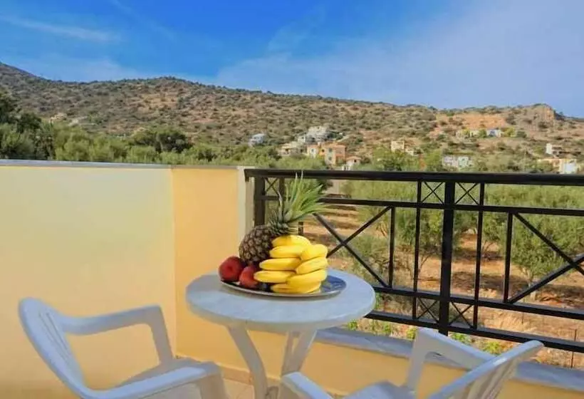 Maria Lambis Apartments