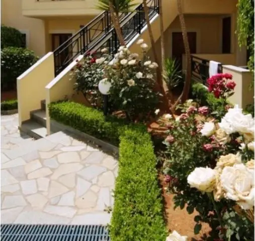 Maria Lambis Apartments