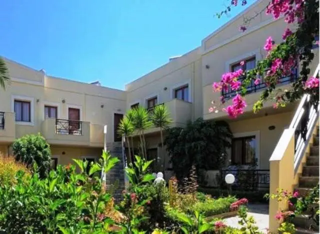 Maria Lambis Apartments