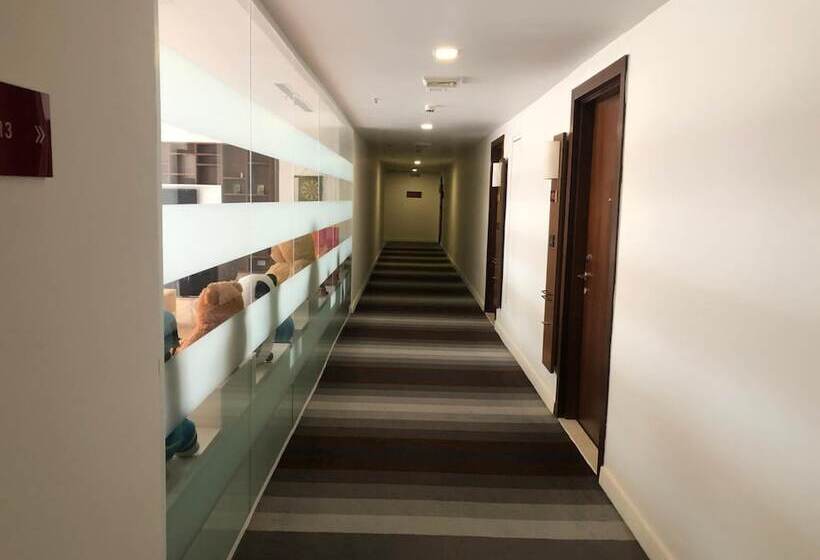 Oakwood Residence Whitefield Bangalore