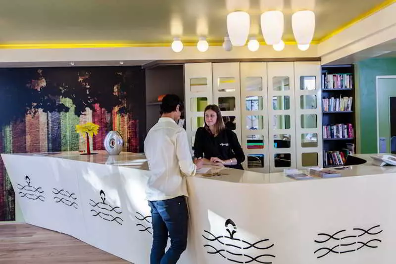 The Stay Club @ London