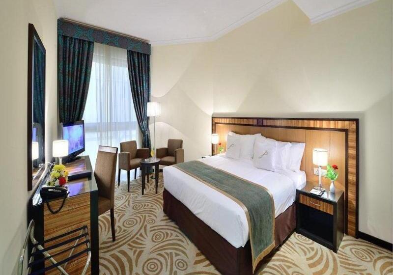 Al Majaz Premiere Hotel Apartments