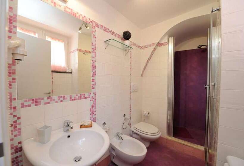 مبيت وإفطار Sharon House