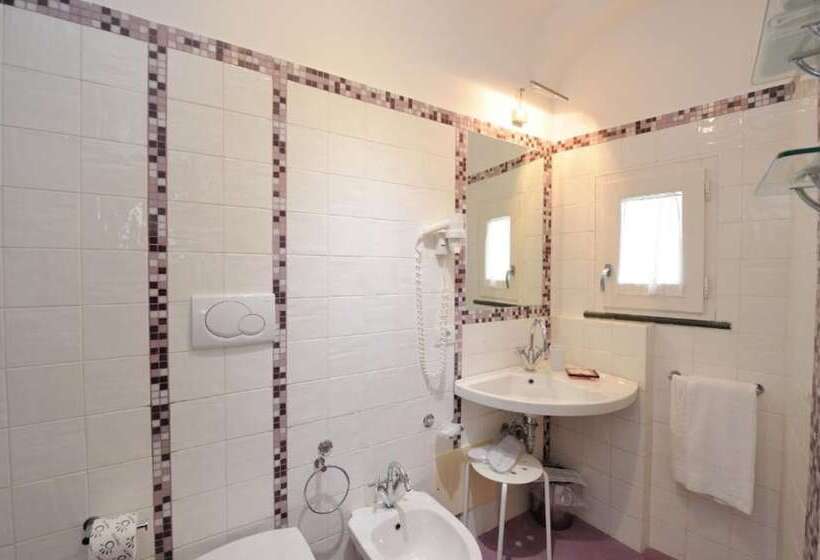 مبيت وإفطار Sharon House