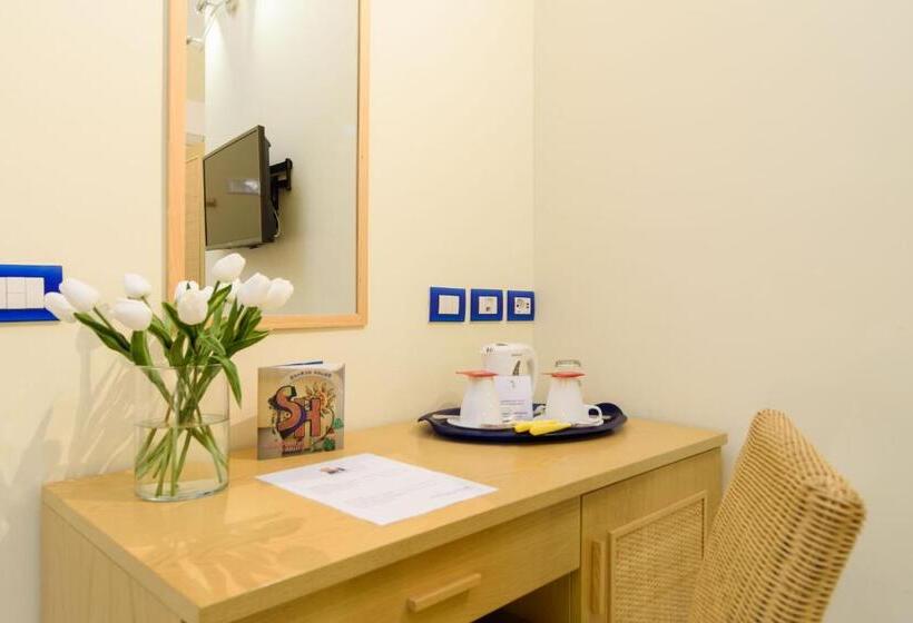 مبيت وإفطار Sharon House