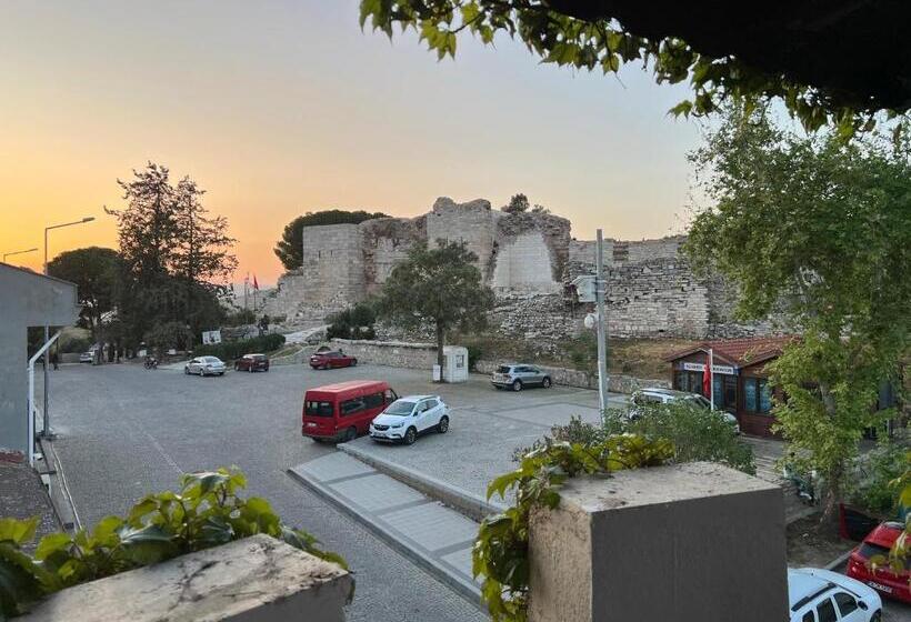 בית מלון כפרי Bella