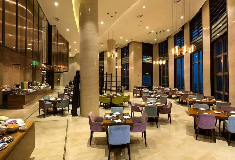 هتل Crowne Plaza Chongqing New North Zone, An Ihg