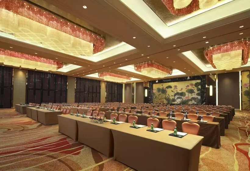 Doubletree By Hilton Hotel Wuhu