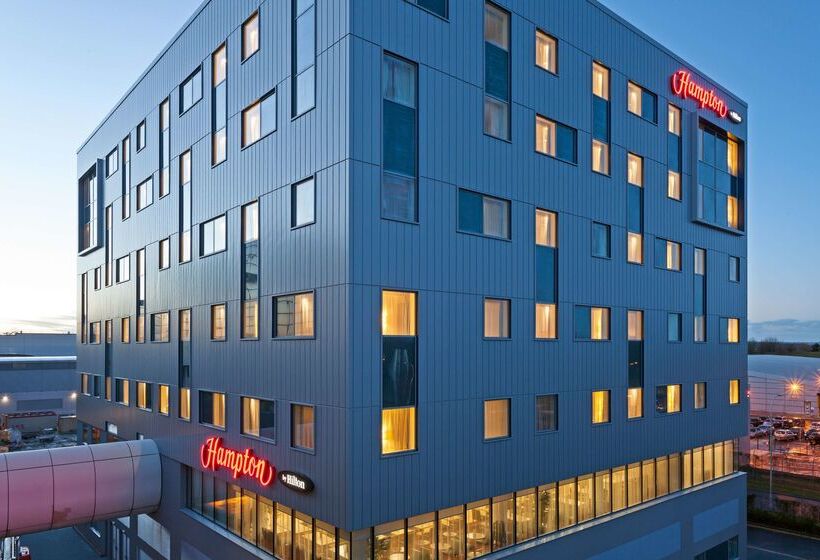 فندق Hampton By Hilton London Gatwick Airport