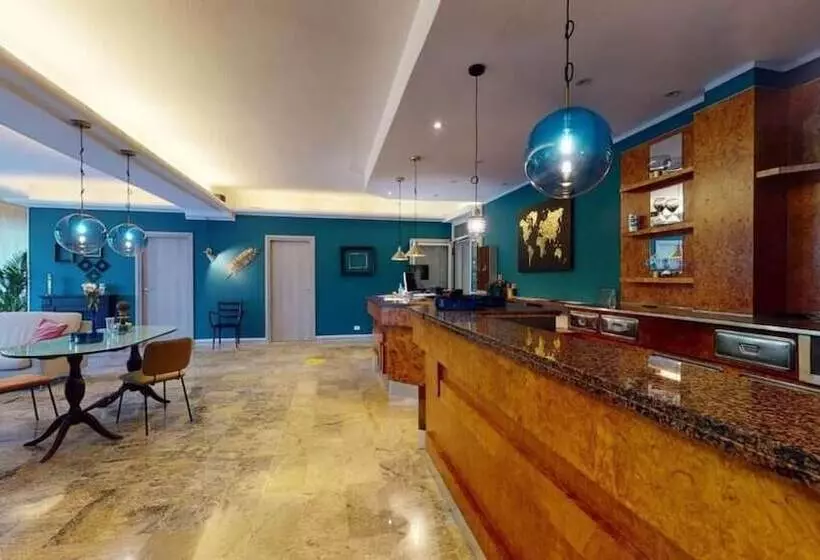 فندق Helios Beach