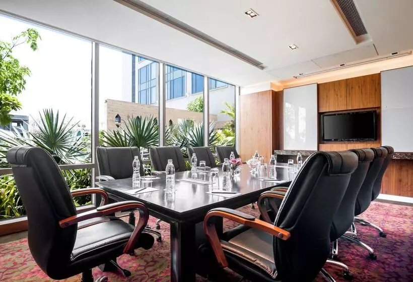 호텔 Hyatt Ahmedabad