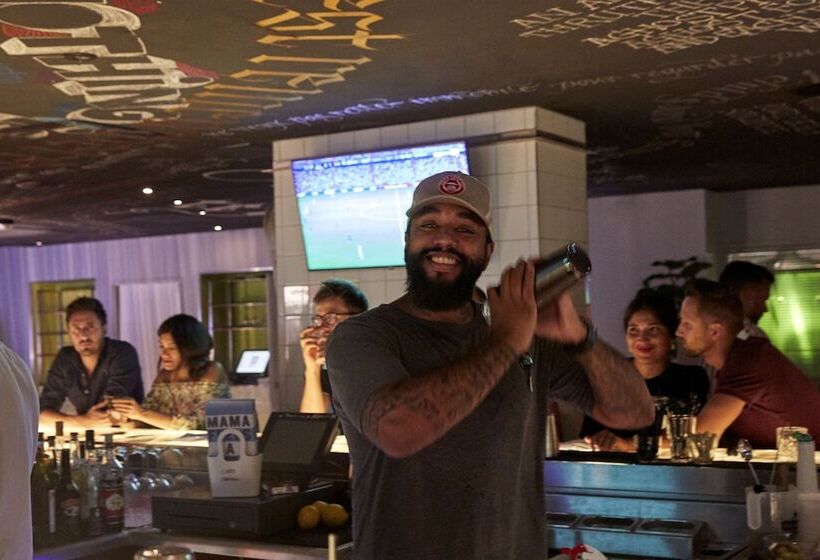 هتل Mama Shelter Marseille