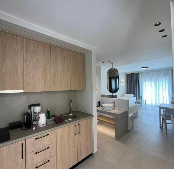 فندق Mediterranean Sea Top Floor