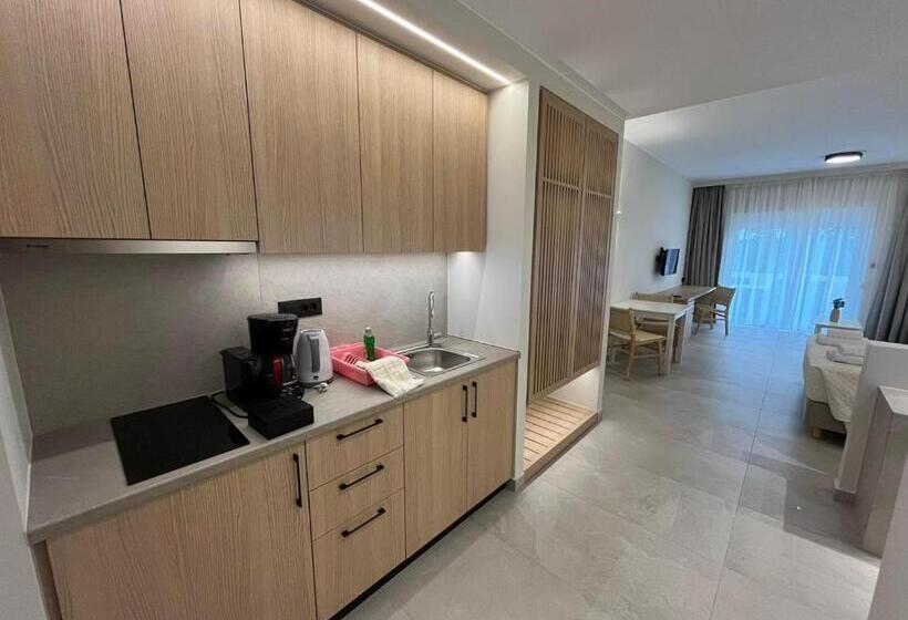 فندق Mediterranean Sea Top Floor