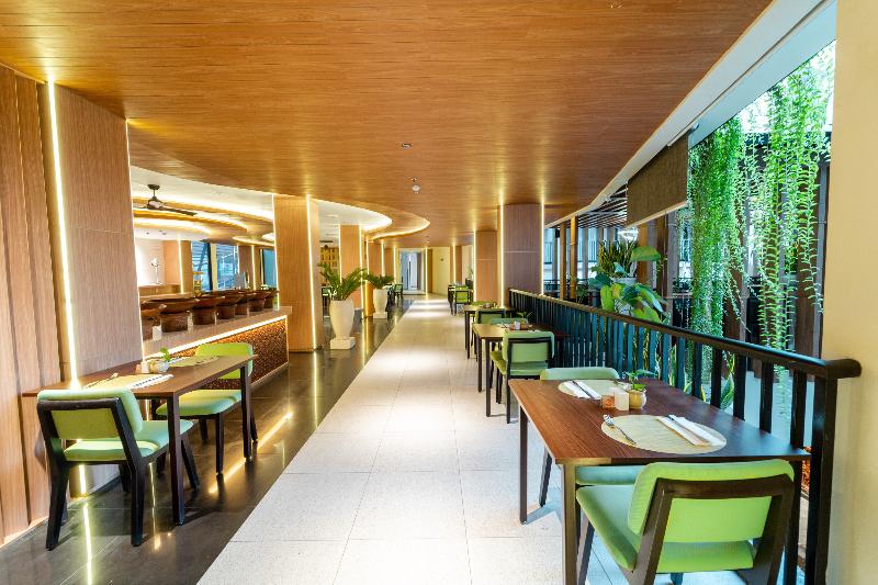 בית מלון כפרי Cross Vibe Paasha Atelier Bali Kuta