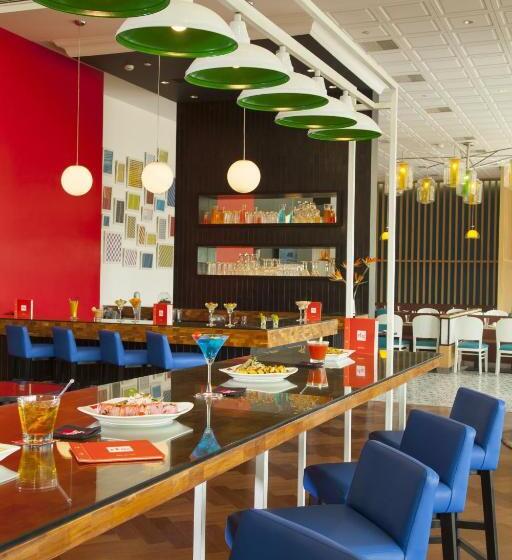 ホテル Park Inn By Radisson Gurgaon Bilaspur