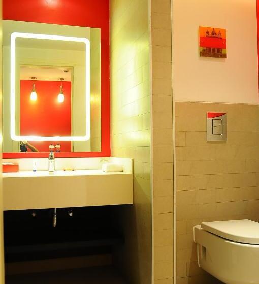 ホテル Park Inn By Radisson Gurgaon Bilaspur