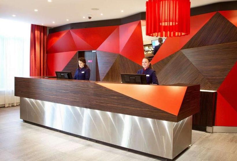 בית מלון כפרי Park Inn By Radisson Sochi City Centre