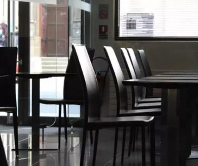 هتل The Originals Du Grand Monarque Nantes Gare