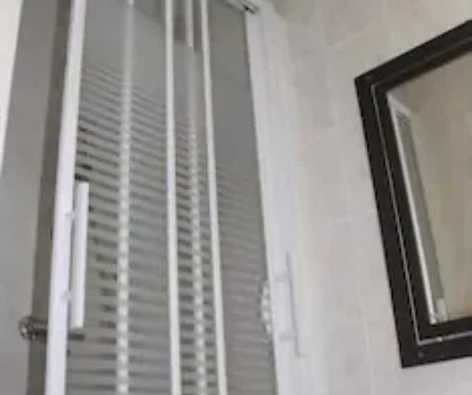 Отель The Originals Du Grand Monarque Nantes Gare