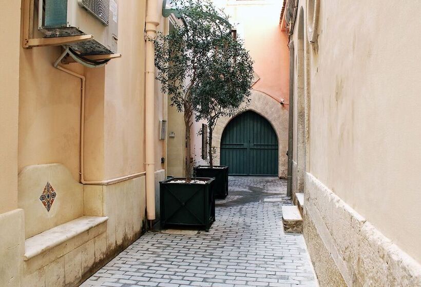 Residence Arco Antico