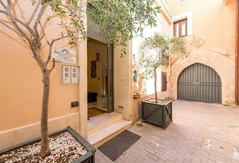 Residence Arco Antico
