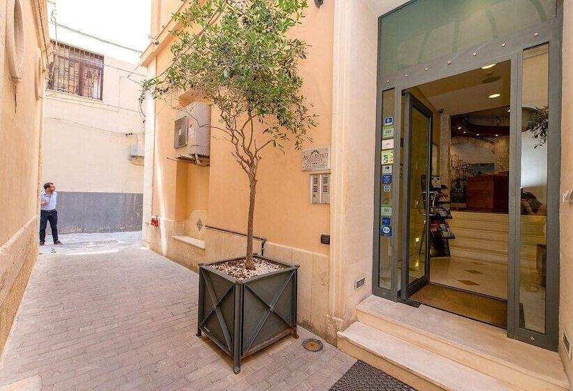 Residence Arco Antico