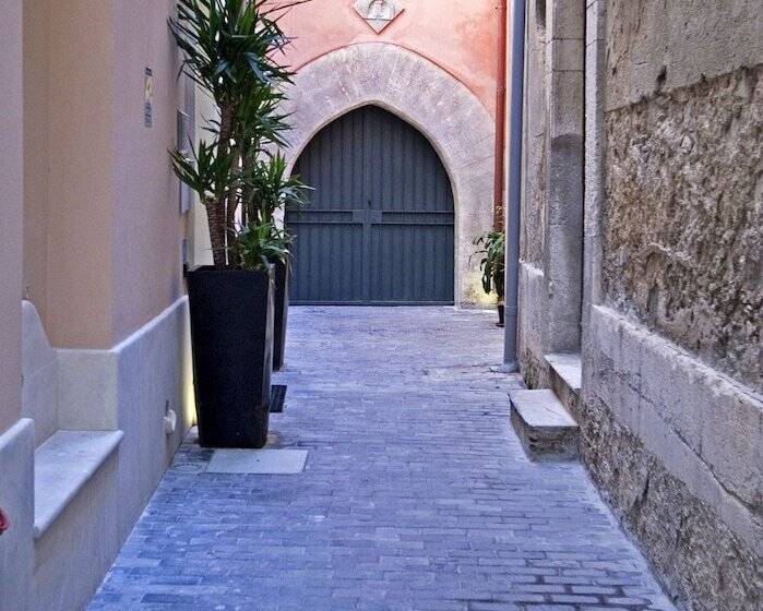 Residence Arco Antico