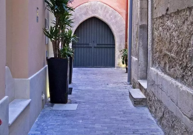 Residence Arco Antico