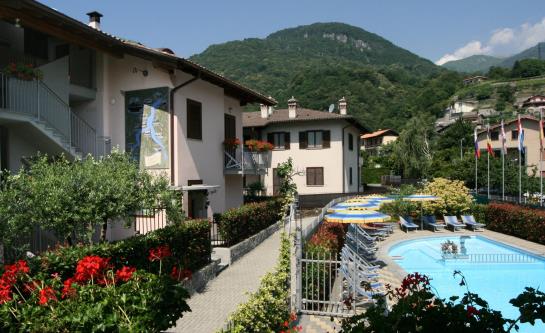 منتجع Residence Domaso