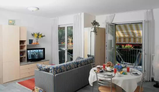 منتجع Residence Domaso