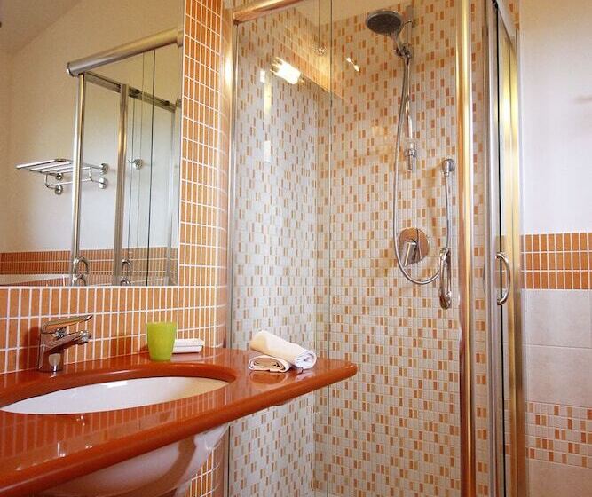 Курорт Baia Di Trainiti