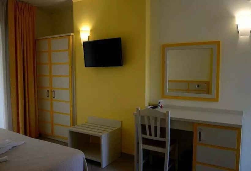 Курорт Baia Di Trainiti