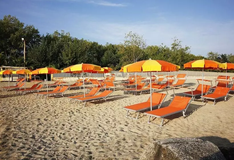 Курорт Baia Di Trainiti