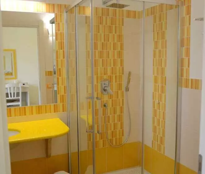 Курорт Baia Di Trainiti