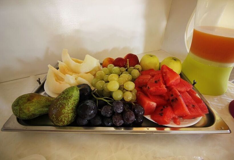 Курорт Baia Di Trainiti