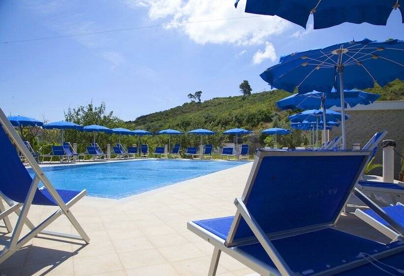 אתר נופש Residence Villa Ascoli