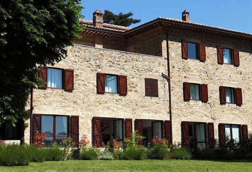 Tenuta Ponziani Griffin S Resort