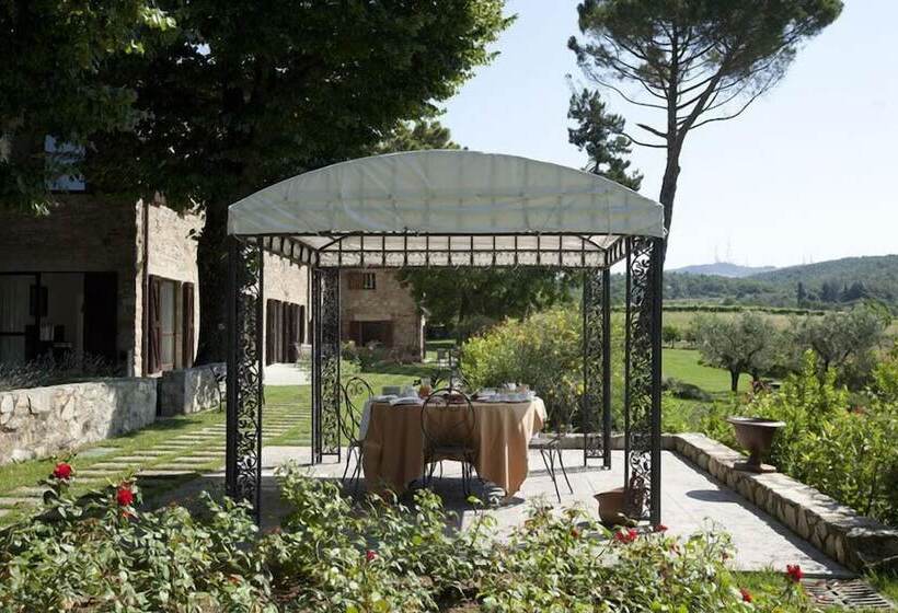 Tenuta Ponziani Griffin S Resort