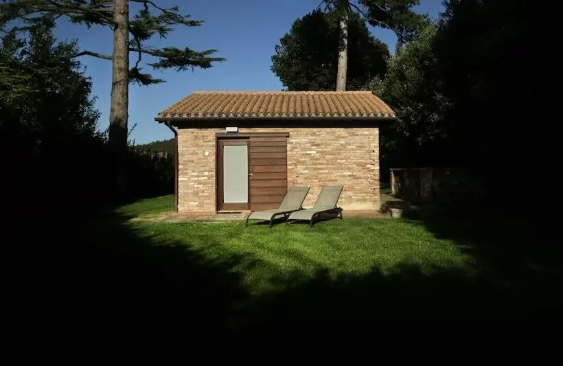 Tenuta Ponziani Griffin S Resort