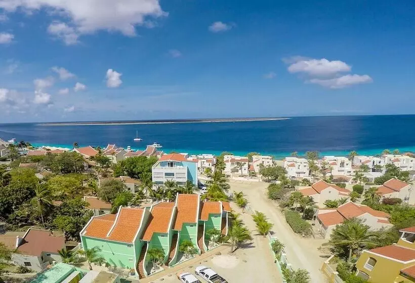 هتل Coral Paradise Resort